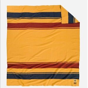 Pendleton Wool Yellowstone National Park Blanket